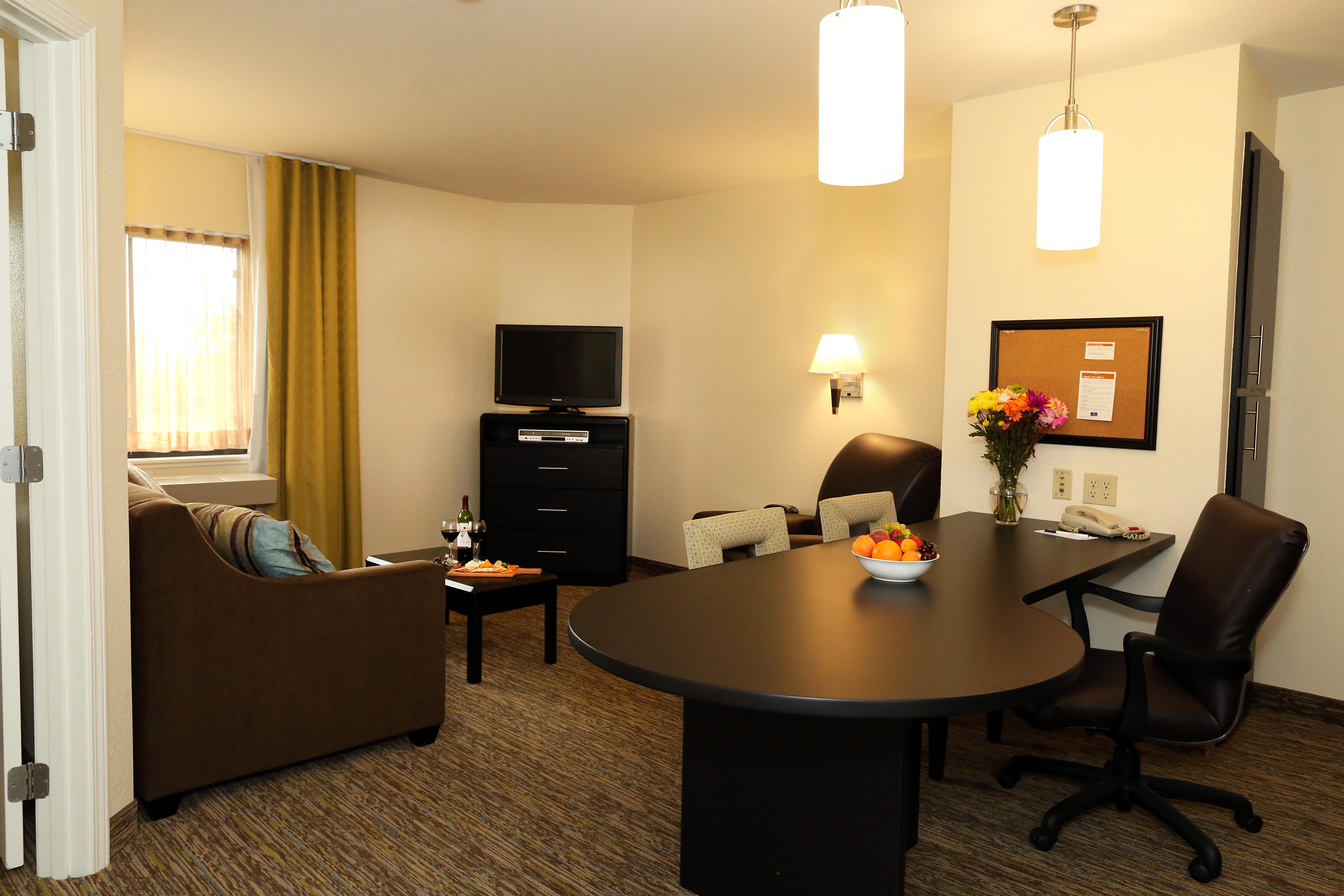 Candlewood Suites East Lansing By Ihg Екстер'єр фото