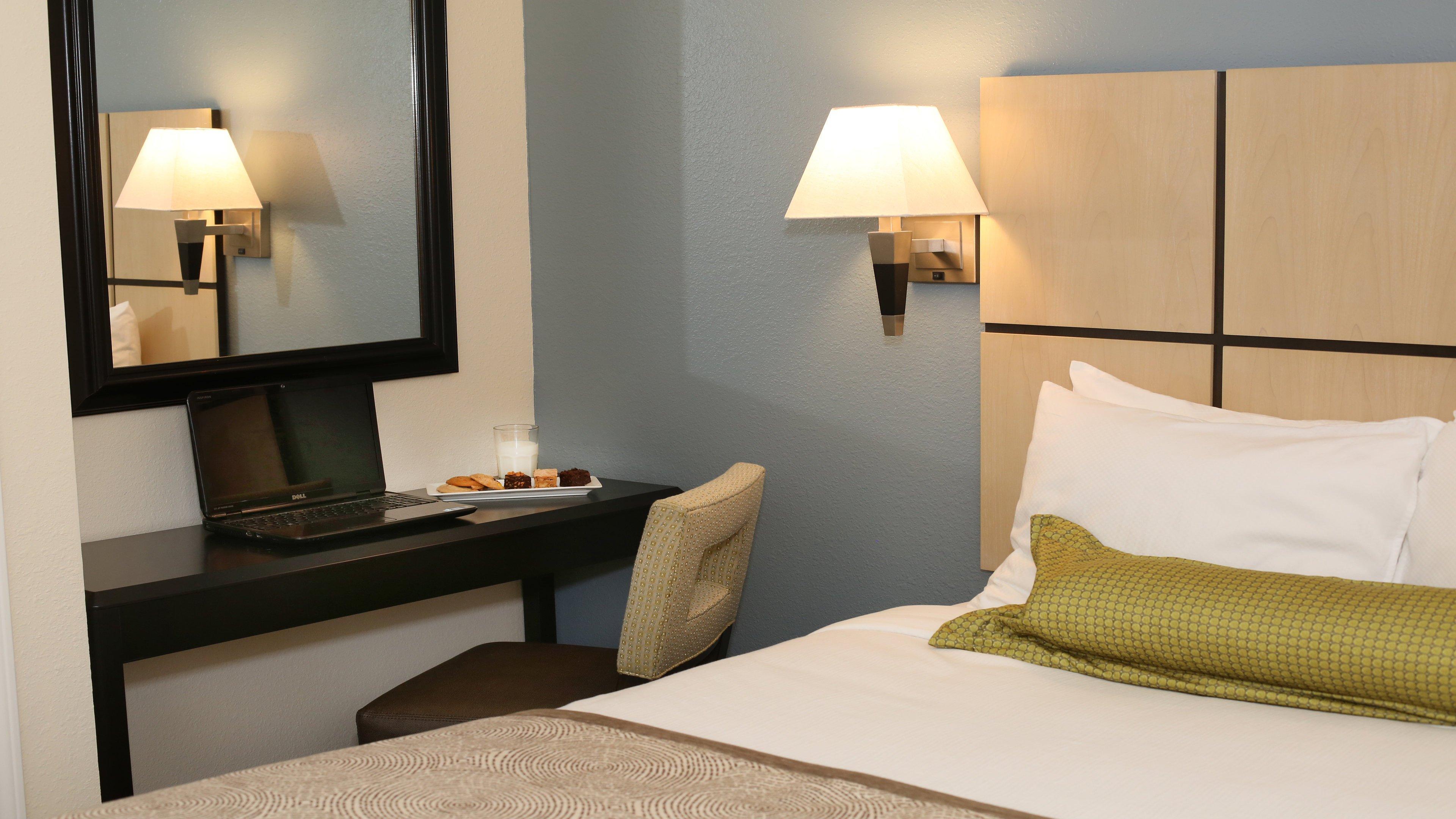 Candlewood Suites East Lansing By Ihg Екстер'єр фото